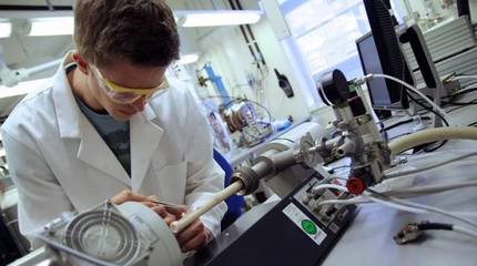 艾臻索引·英國大學材料工程 國民經濟發(fā)展的三大支柱之一與教學設備研發(fā)